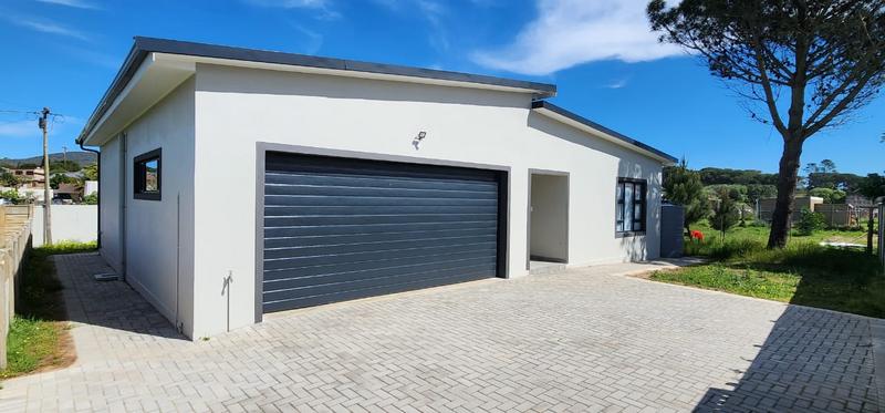 3 Bedroom Property for Sale in Albertinia Western Cape